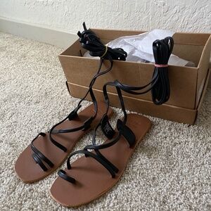 NWT leather strappy toe wrap around gladiator sandals